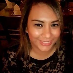 Meet your Posher, Ana